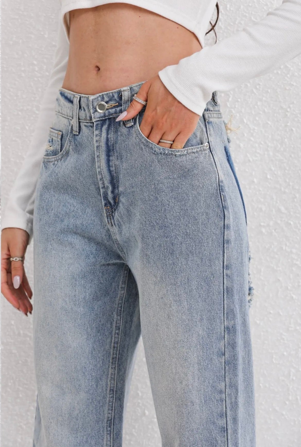 Hana | Vintage Ripped Jeans | High Waist